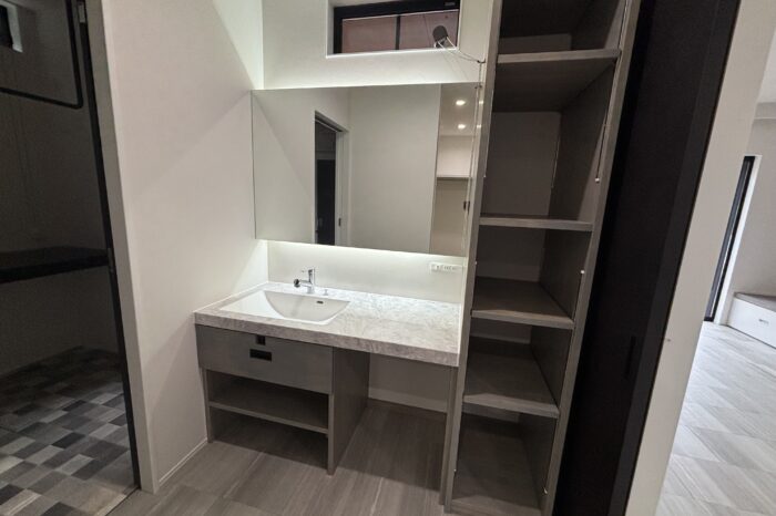 オリジナルの洗面化粧台