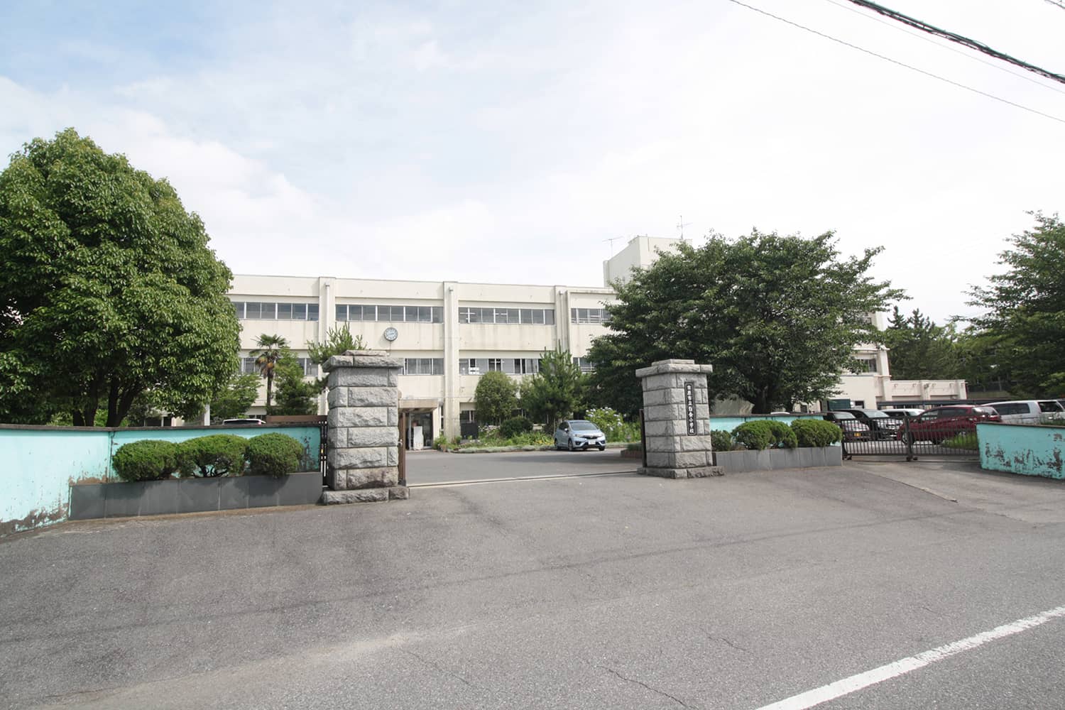 白金小学校