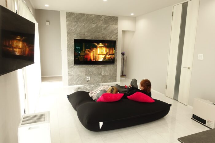 将来の暮らしも見据えて設計した<br>スタイリッシュデザインの家